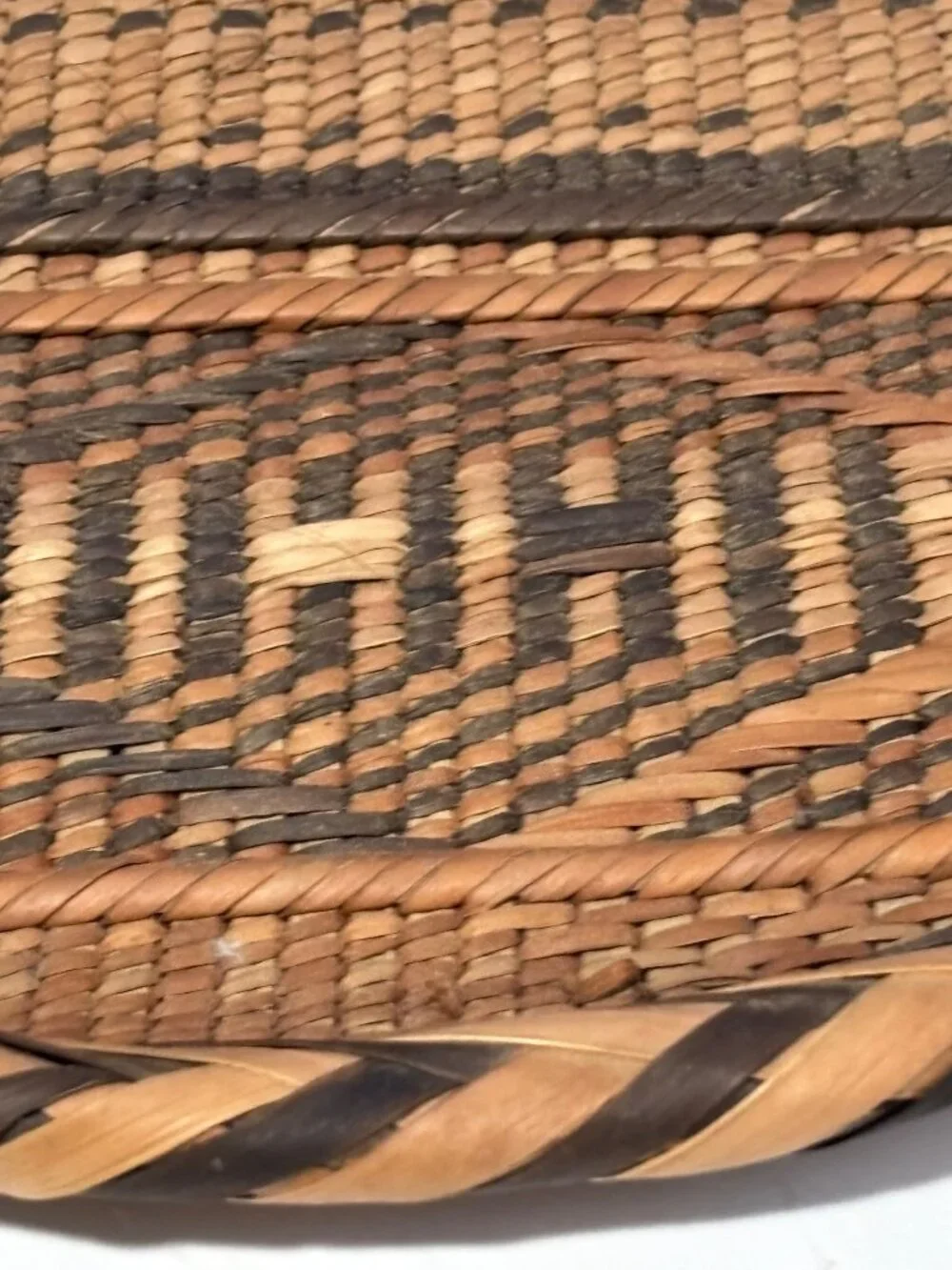 Handwoven Round Tribal Rattan Basket With Geometric Pattern  12